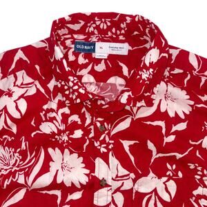 Old Navy Mens XL Everyday Shirt Red White Floral Hawaiian Hibiscus Cotton
